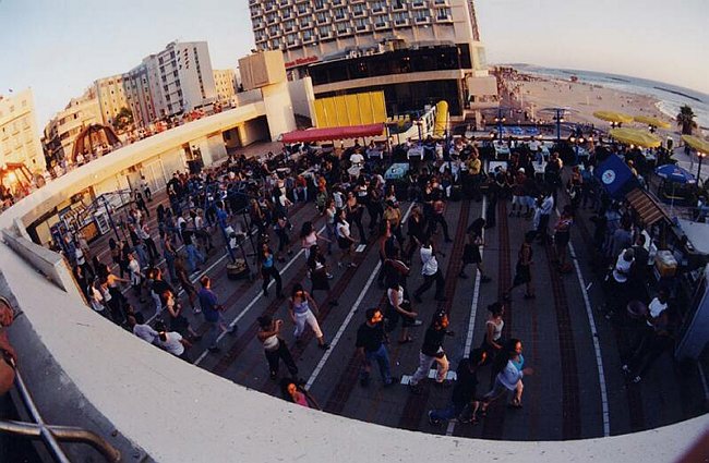 Dancing in Tel Aviv